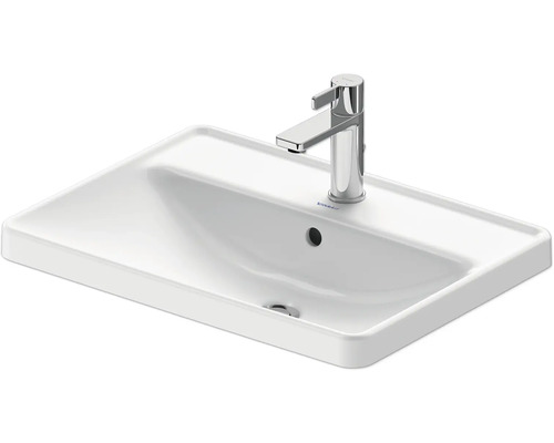 Lavabo en céramique avec robinet