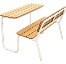 Ensemble table-banc avec lattes en bois et structure en métal