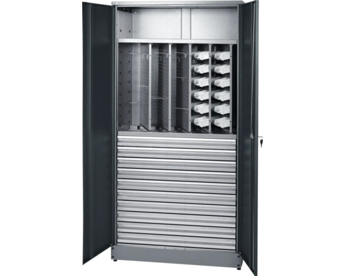 Materialschrank Küpper 910 x 1800 x 450 mm 10 Schubladen 1 Einlegeboden 2 Türen grau Geöffneter Werkzeugschrank mit Regalböden, Schubladen und Hängevorrichtungen zur Werkzeugaufbewahrung