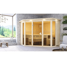 Sauna moderne avec façade en verre et bancs en bois dans une pièce lumineuse