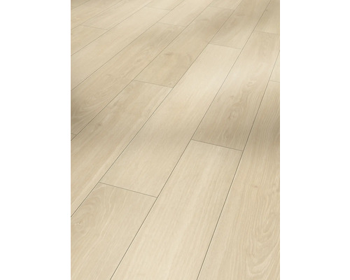 Laminat Classic 1050 Eiche Studioline geschliffen Landhausdiele 1285 x 194 x 8 mm Laminat Classic 1050 Eiche Studioline geschliffen Landhausdiele 1285 x 194 x 8 mm