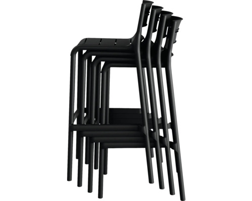 Pile de plusieurs tabourets de bar