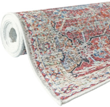 Gerollter Teppich mit Muster