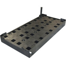 Support de toit noir avec évidements rectangulaires