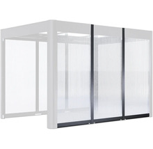 Pergola Seitenwand mit transparenten Lamellen zum Schutz vor Wind und Wetter