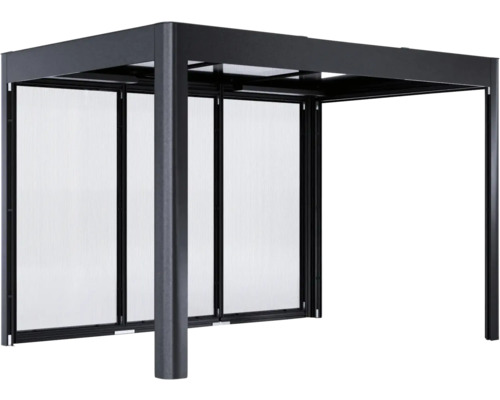 Pergola de terrasse autoportante avec panneaux latéraux transparents.