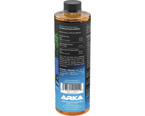 Flasche mit Bakterienpräparat für die Anwendung im Aquarium