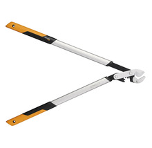 Gartenschere mit langem Griff zum Beschneiden von Bäumen und Sträuchern