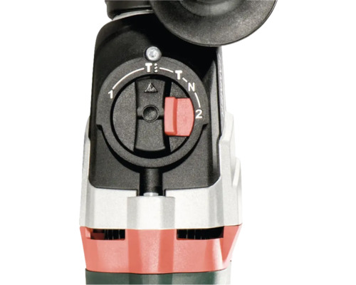 Vue détaillée d''un outil multifonction avec régulateur de vitesse