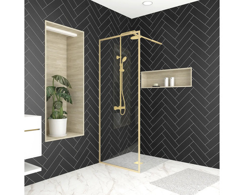 Modernes Badezimmer mit begehbarer Dusche, schwarzen Fischgrätenfliesen und weißen Marmorbodenfliesen.