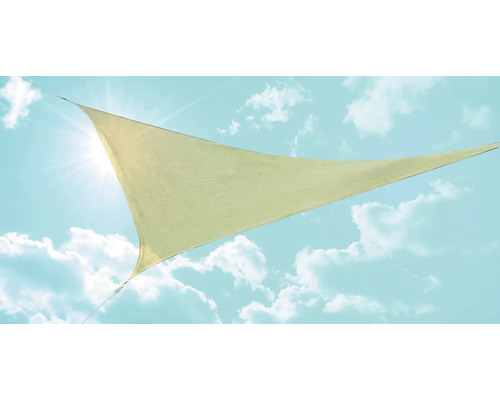 Voile d'ombrage triangulaire PeddyShield DINAH 3,6 x 3,6 x 3,6 m, HDPE 135 g/m² perméable à l'eau et à l'air, blé rayé Voile d''ombrage triangulaire sur ciel bleu
