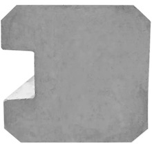 Bordure de trottoir en béton avec évidement