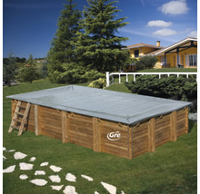 Holzpool mit Abdeckung und Leiter im Garten