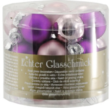 Verpackung mit Christbaumkugeln aus Glas