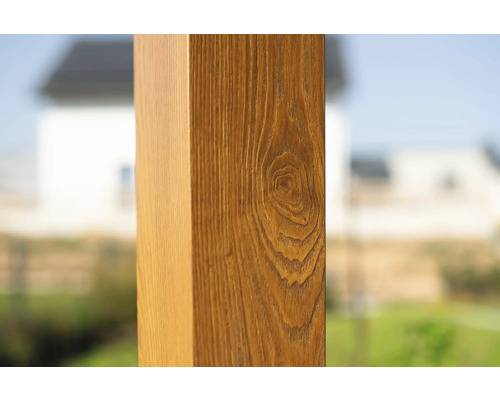 Holzpfosten mit Maserung