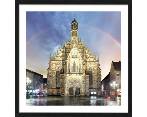 Tableau encadré Nuremberg Frauenkirche arc-en-ciel 53x53 cm Image encadrée de la Frauenkirche de Nuremberg avec un arc-en-ciel