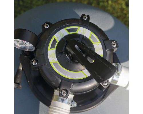 Mehrwegeventil mit Manometer für einen Pool Filter