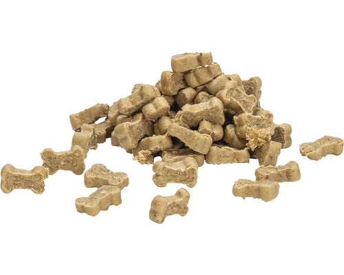 Pile de friandises pour chiens en forme d''os