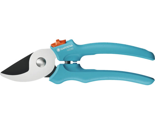 Gartenschere mit Klinge und Griff