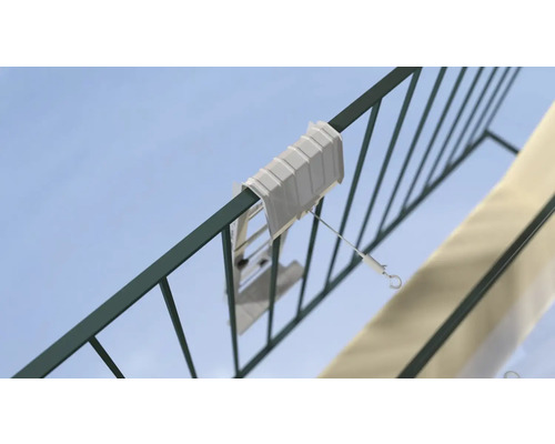 Habillage de balcon avec fixation sur la balustrade