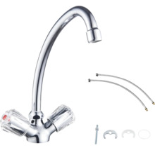 Robinet de cuisine avec deux poignées et accessoires