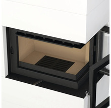 Poêle à bois avec foyer ouvert et grille noire