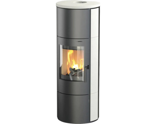 Kaminofen Thermia Cumulus Omega XL V3L Kalkstein weiß 7 kW mit Wärmespeicher Kaminofen mit Sichtfenster und brennendem Holz