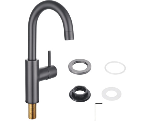 Küchenarmatur aus Metall mit Montagezubehör