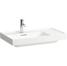 Vasque à poser blanche avec robinet pour salle de bains