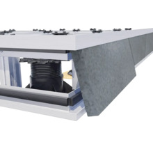 Unterkonstruktion für Terrassendielen mit verstellbaren Füßen