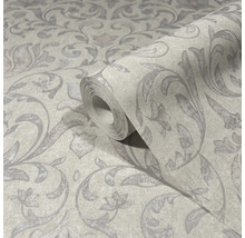 Tapetenrolle mit floralem Muster