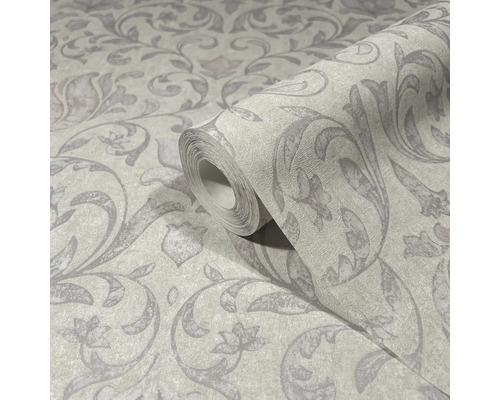 Tapetenrolle mit floralem Muster