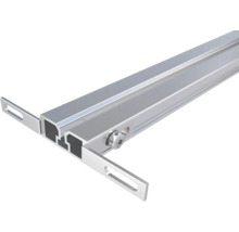 Aluminiumprofil mit Montagehalterung