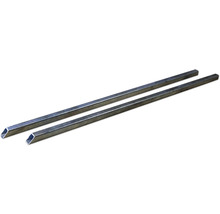 Zwei Vierkantrohre aus Metall