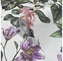 Tapetenrolle mit Blumenmuster