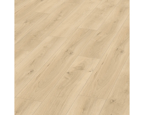 Verlegtes Laminat mit Holzoptik