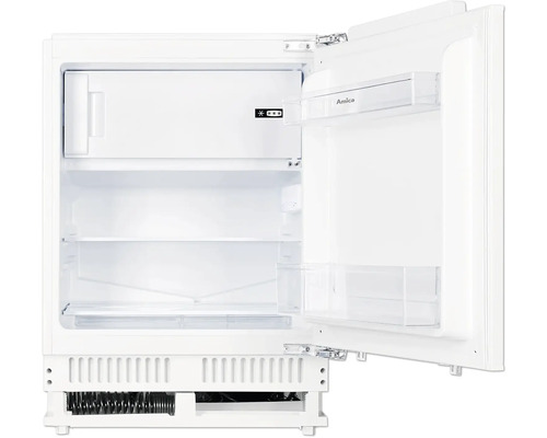 Réfrigérateur blanc ouvert avec compartiment congélateur et étagères