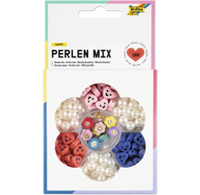 Mélange de perles avec des motifs de cœurs et de fleurs