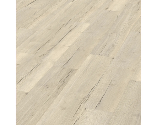 Surface de sol stratifié clair avec structure en bois.