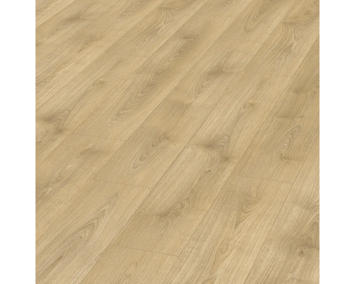 Verlegtes Laminat mit Holzoptik