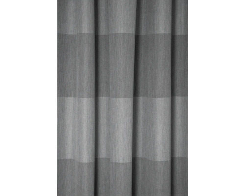 Grauer Vorhang mit Streifenmuster