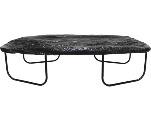 Abgedecktes Gartentrampolin mit schwarzer Plane