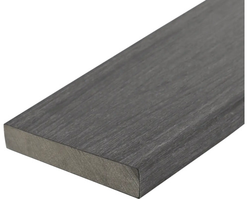 Handmuster zu Konsta WPC Terrassendiele Nativo Vollprofil beschichtet Randdiele 23x138x3000 mm Eiche dunkelgrau