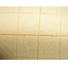 Gros plan d''une plaque de mousse coupée