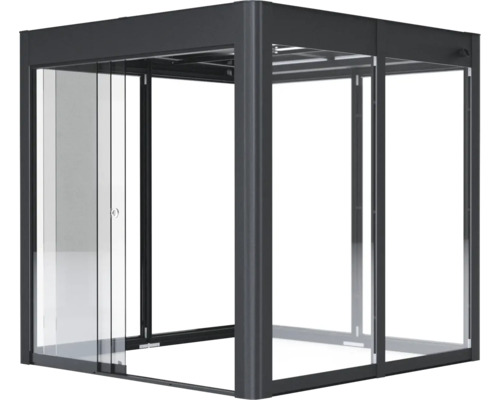 Pavillon moderne avec portes coulissantes en verre