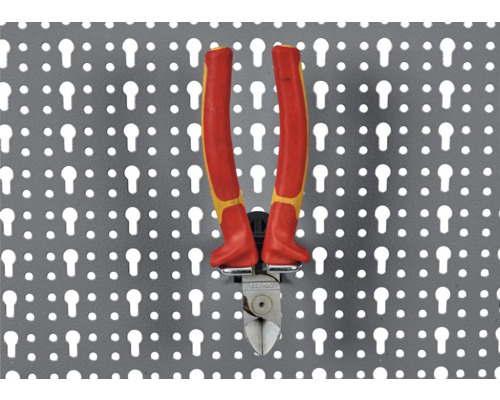 Seitenschneider auf Werkzeugwand