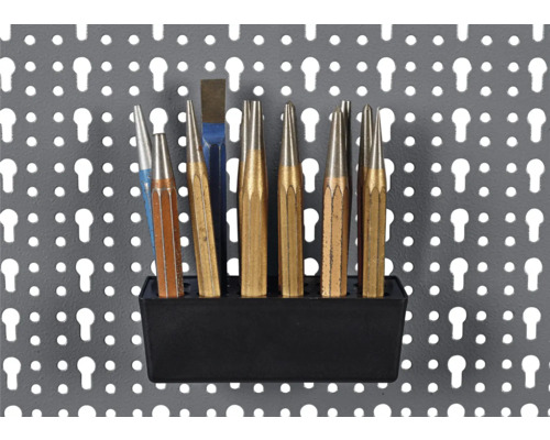 Chasse-goupilles et poinçons dans support sur panneau perforé