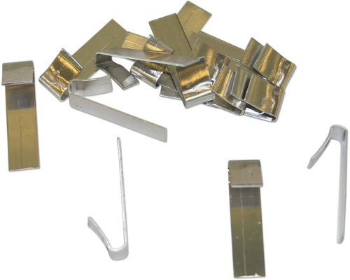 Pinces métalliques pour la fixation de câbles