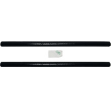 Deux tubes d'installation noirs avec joints d'étanchéité dans un emballage