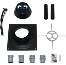 Image d'un kit d'installation de tuyau de poêle avec divers composants tels que des tuyaux, des raccords et du matériel de fixation